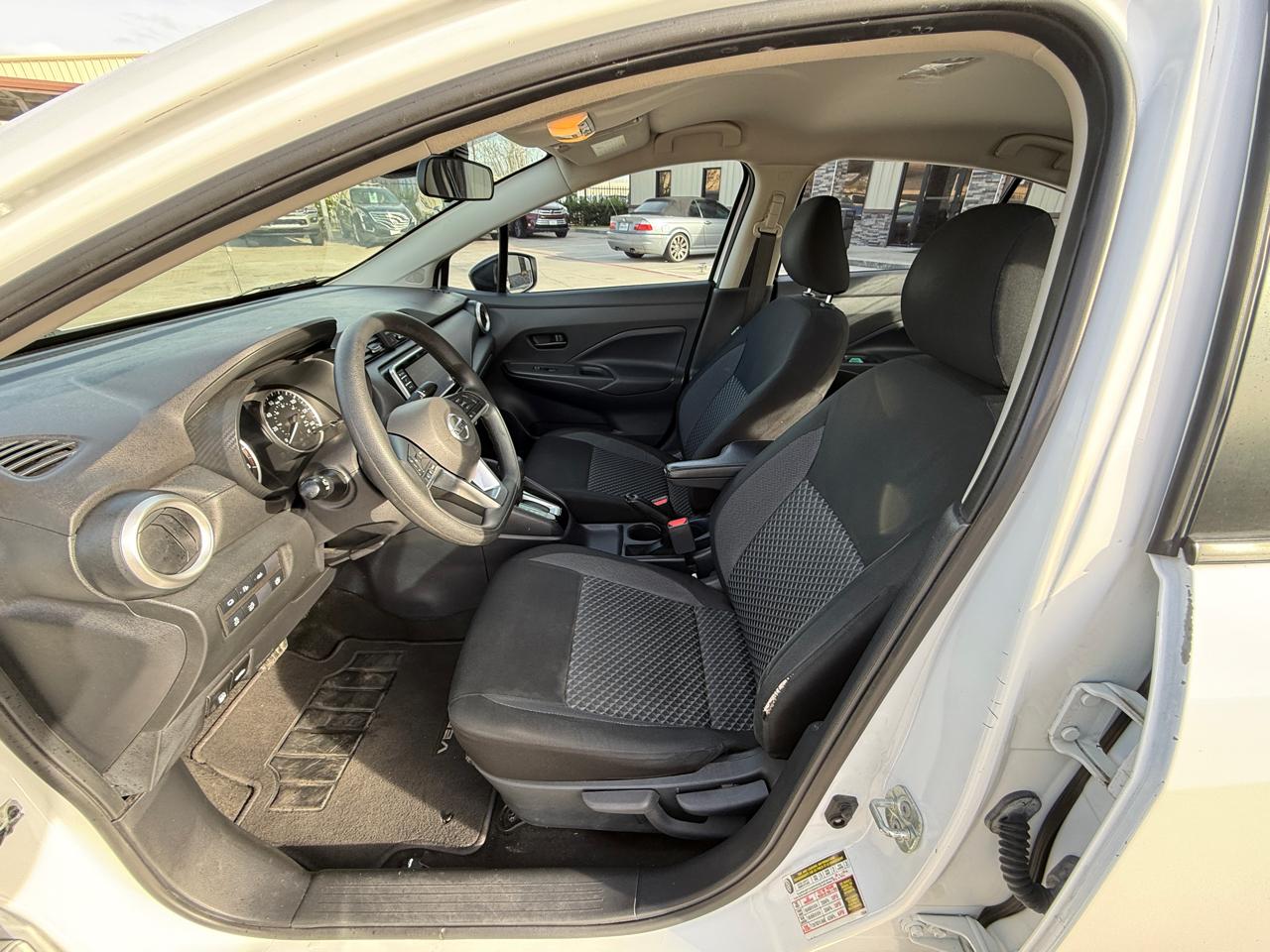 Nissan Versa S CVT 2020