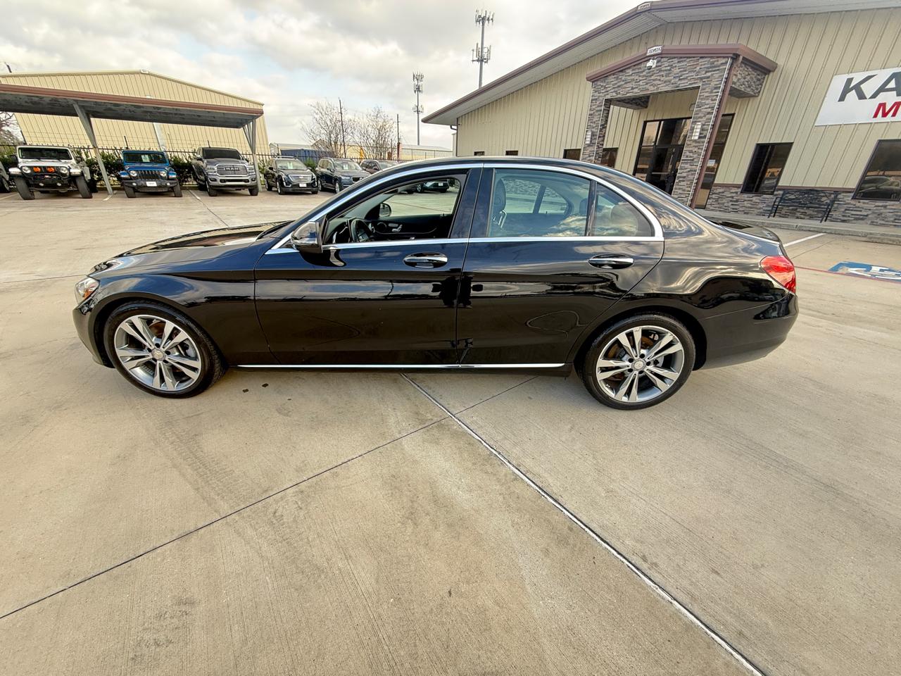 Mercedes-Benz C-Class C300 Sedan 2017