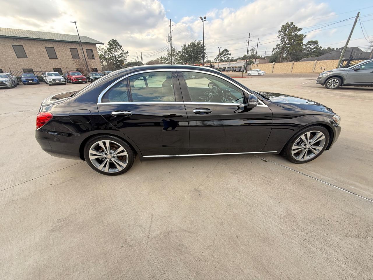 Mercedes-Benz C-Class C300 Sedan 2017