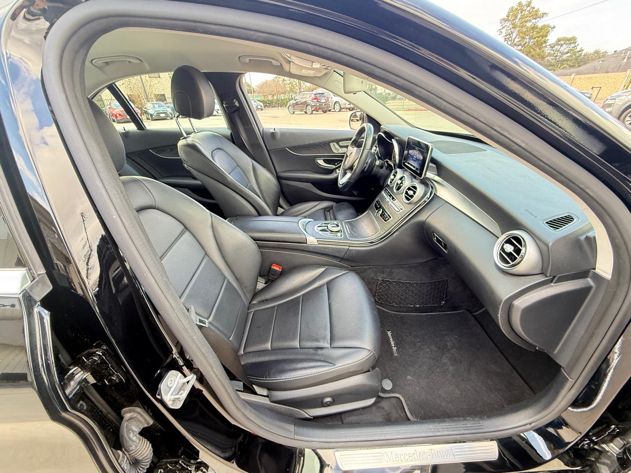 Mercedes-Benz C-Class C300 Sedan 2017