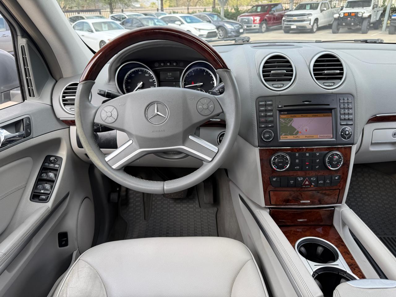 Mercedes-Benz GL-Class GL350 BlueTEC 2011