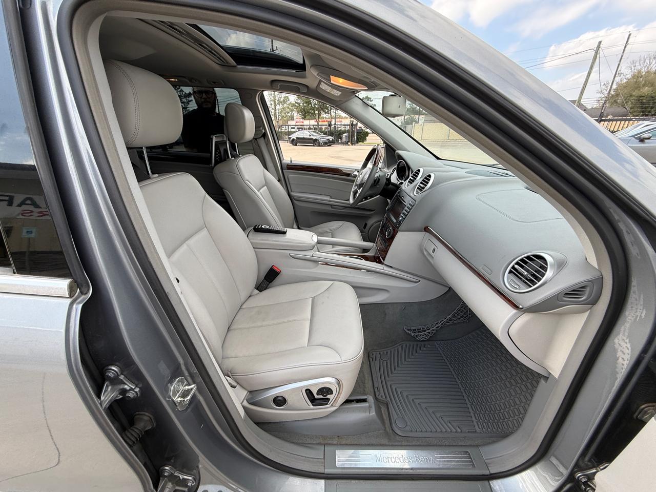 Mercedes-Benz GL-Class GL350 BlueTEC 2011