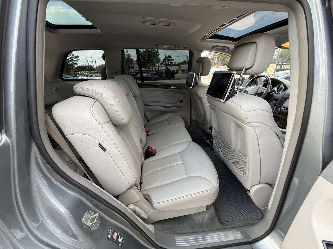 Mercedes-Benz GL-Class GL350 BlueTEC 2011