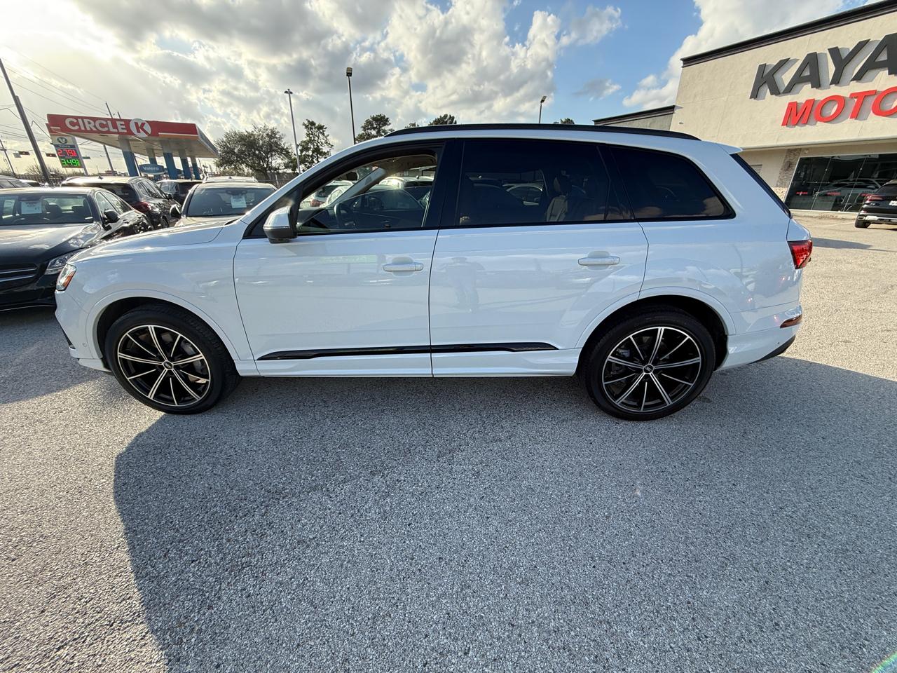 Audi Q7 Premium Plus 55 TFSI quattro 2021