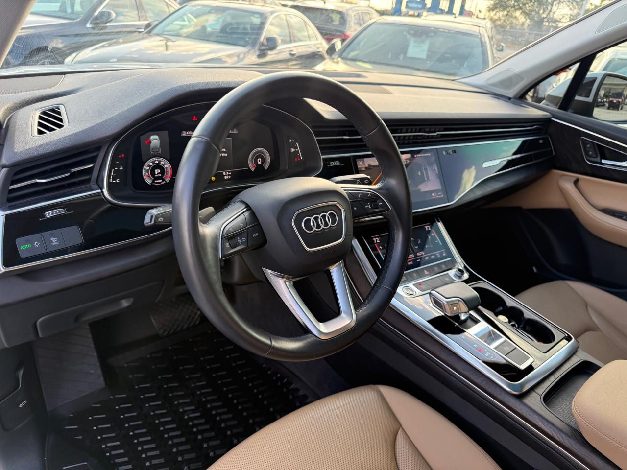 Audi Q7 Premium Plus 55 TFSI quattro 2021