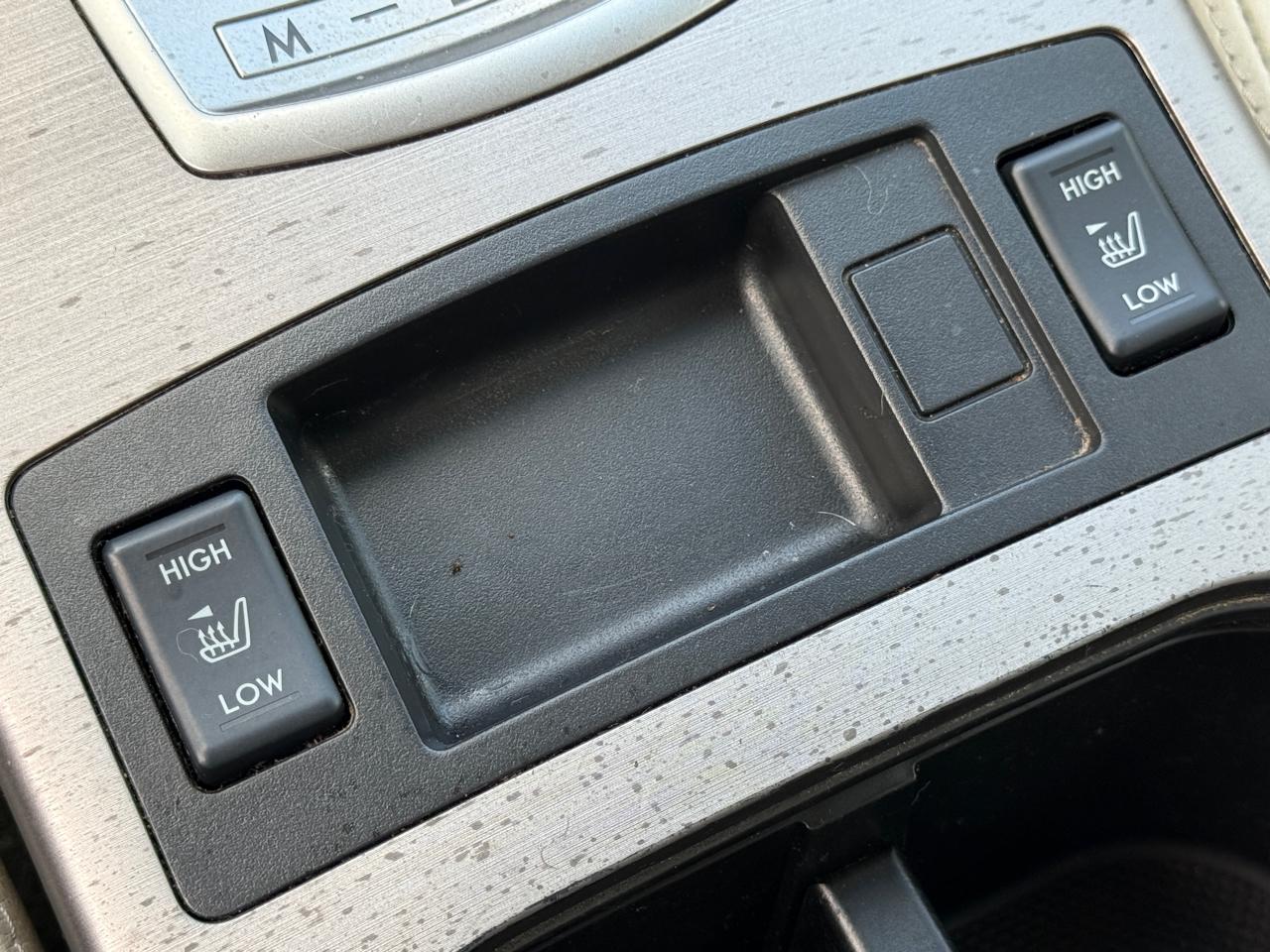 Subaru Outback 2.5i Limited 2012