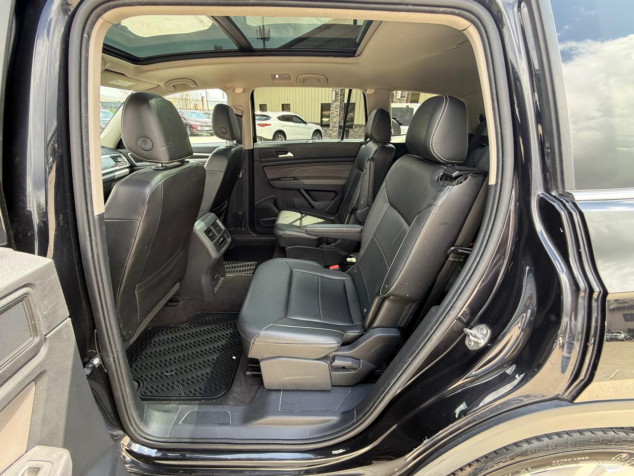 Volkswagen Atlas V6 SE w/Technology 2021