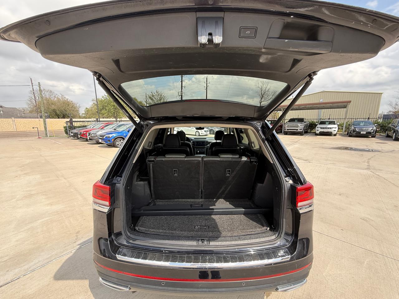 Volkswagen Atlas V6 SE w/Technology 2021