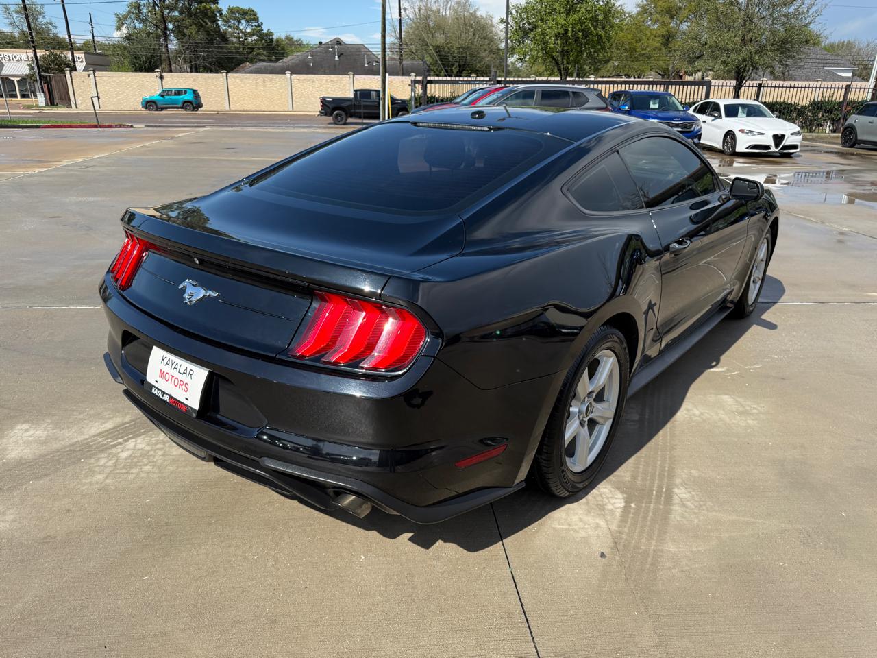 Ford Mustang EcoBoost Coupe 2019