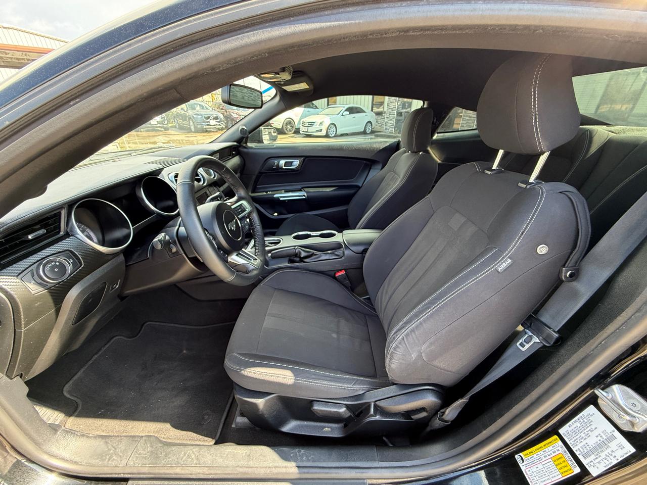 Ford Mustang EcoBoost Coupe 2019