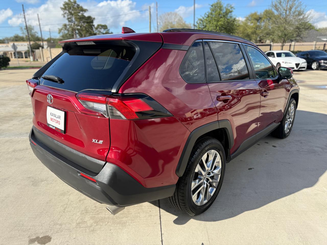 Toyota RAV4 XLE Premium 2020