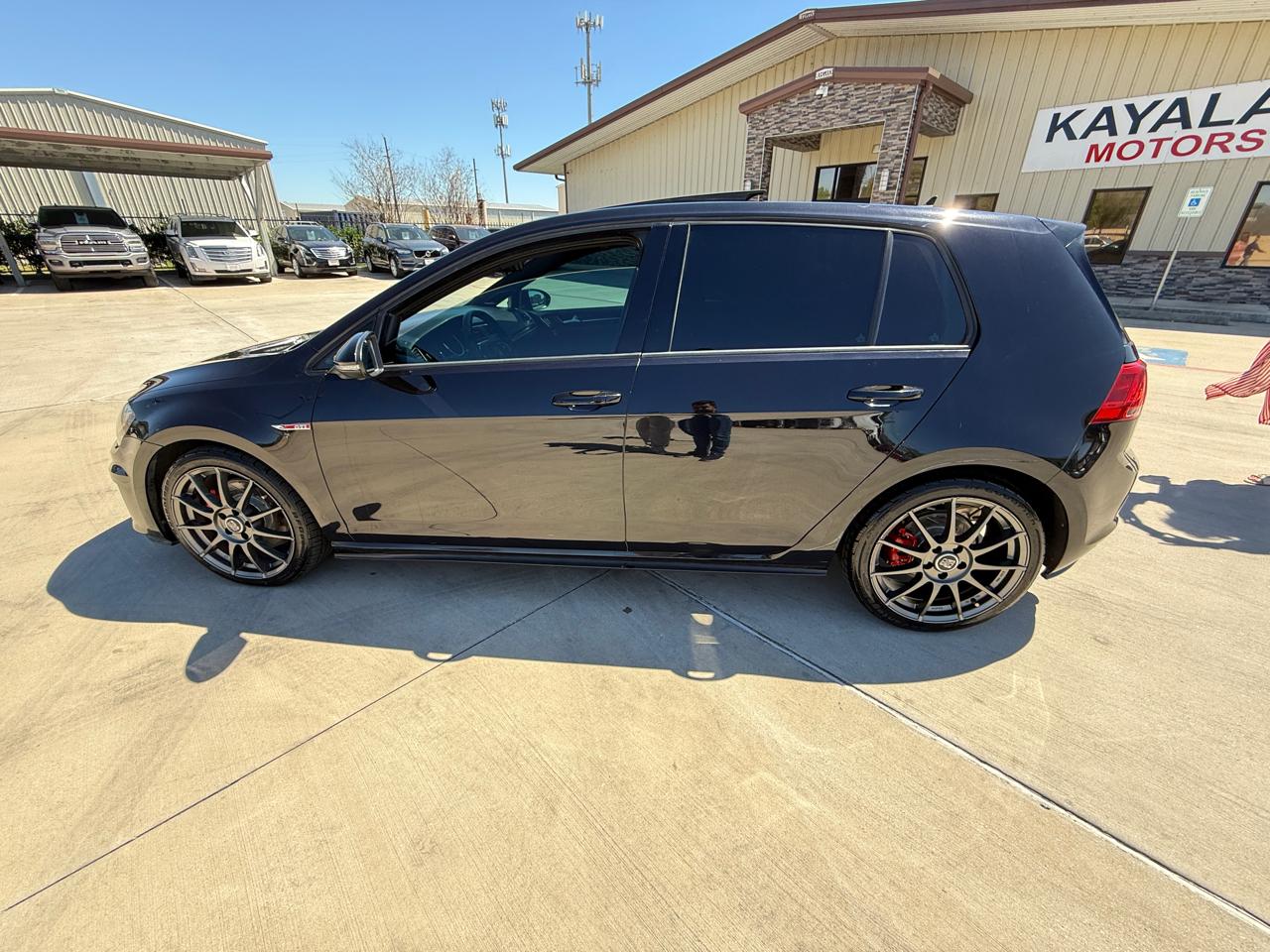 Volkswagen GTI Autobahn 6A 4-Door 2016