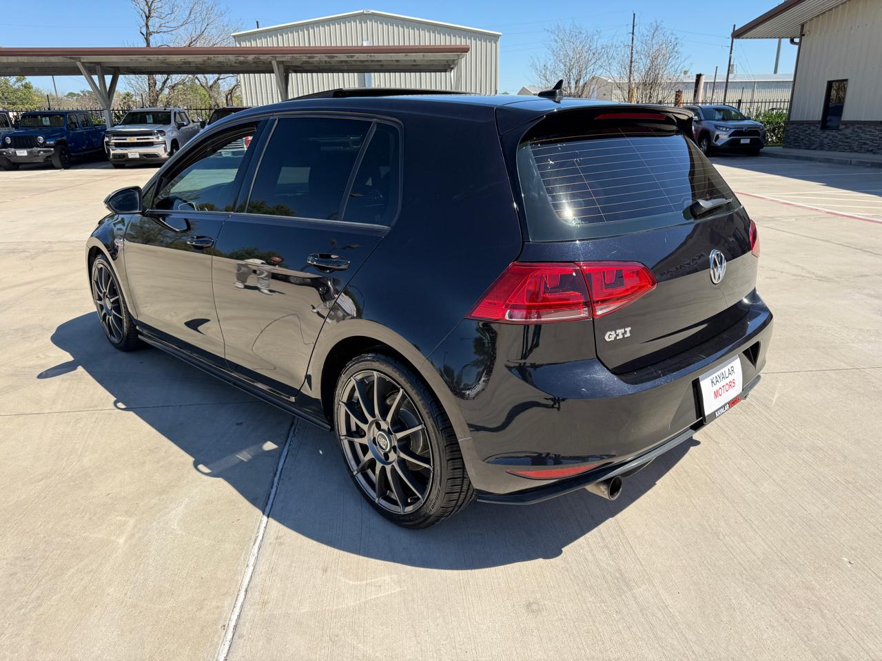 Volkswagen GTI Autobahn 6A 4-Door 2016