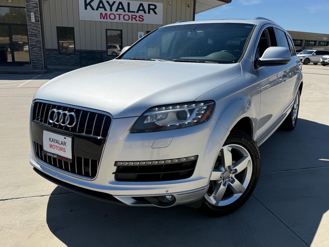 Audi Q7 3.0T Premium Plus quattro 2015