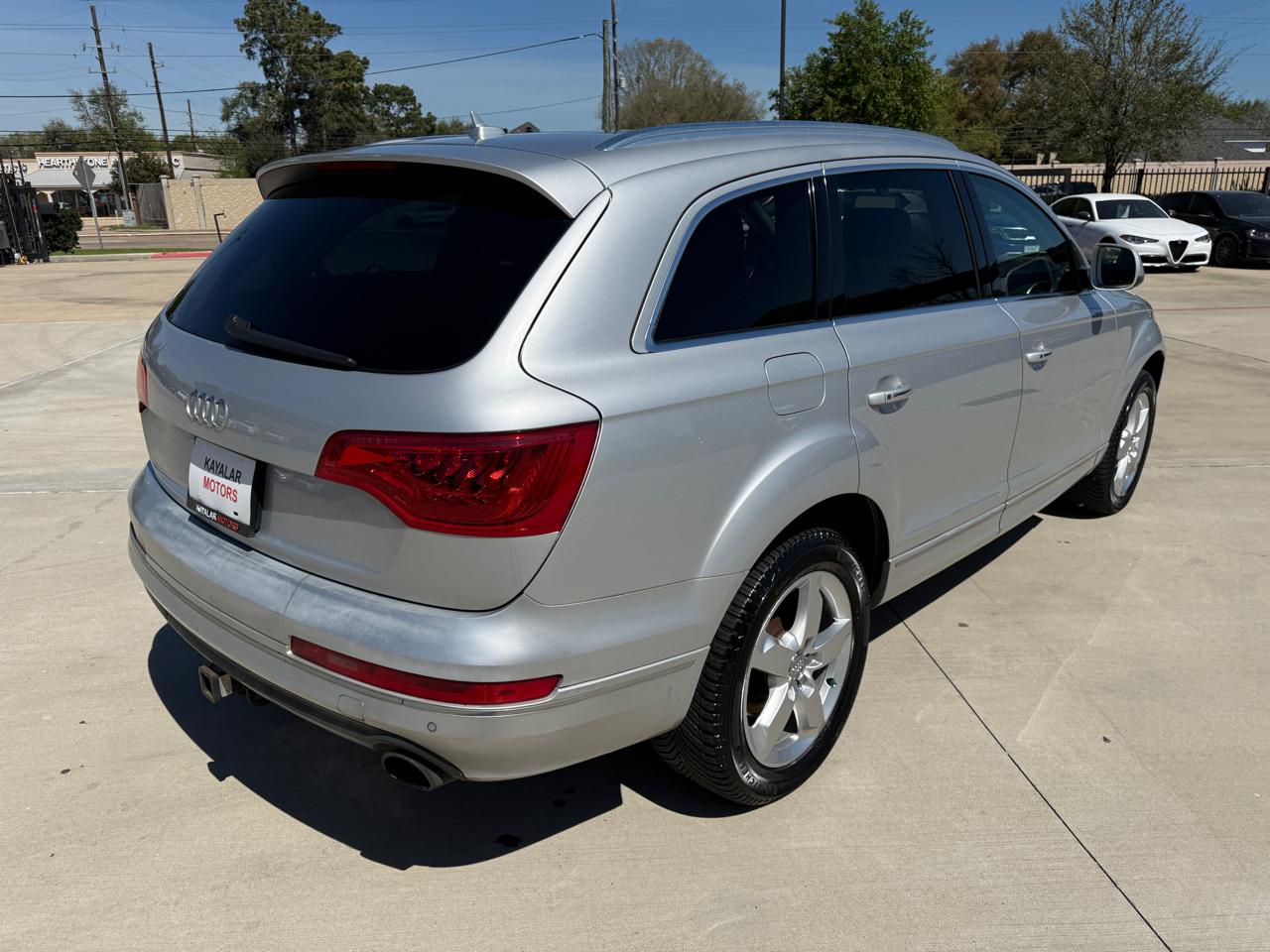 Audi Q7 3.0T Premium Plus quattro 2015