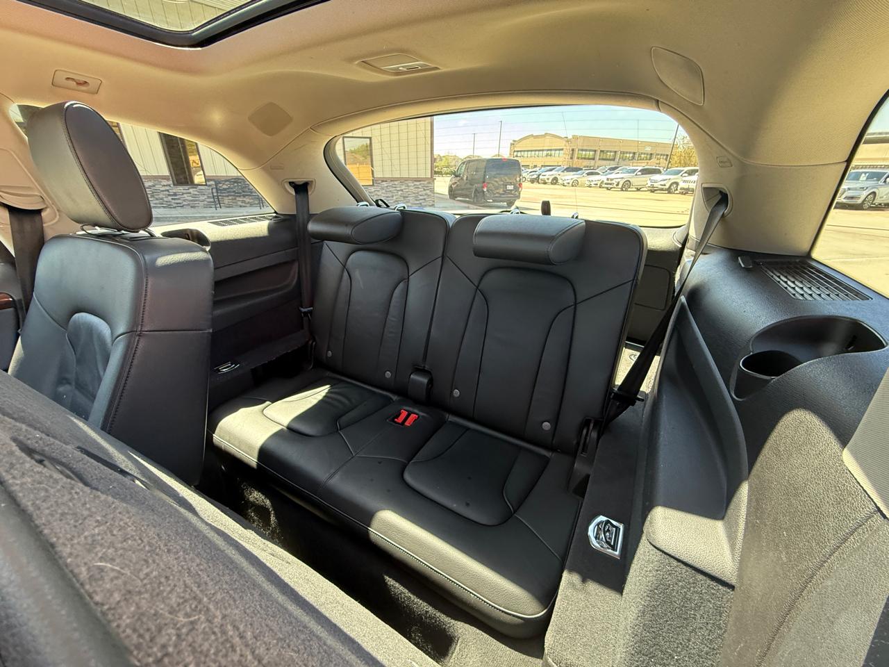 Audi Q7 3.0T Premium Plus quattro 2015