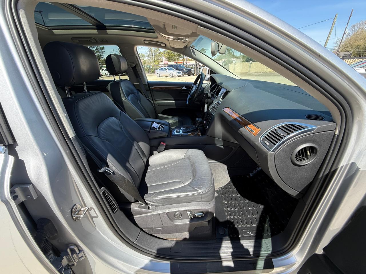 Audi Q7 3.0T Premium Plus quattro 2015