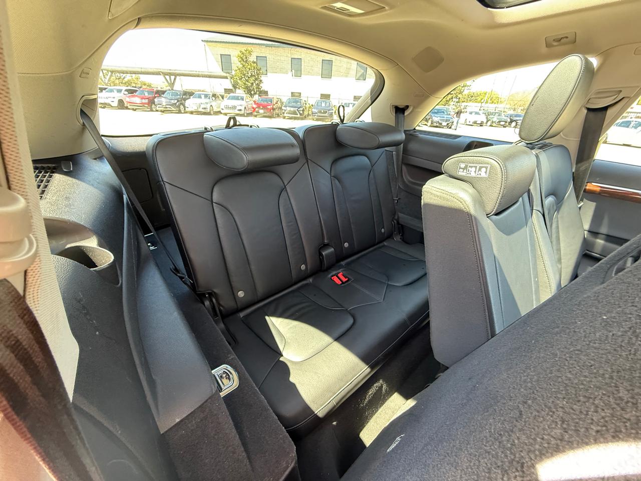 Audi Q7 3.0T Premium Plus quattro 2015