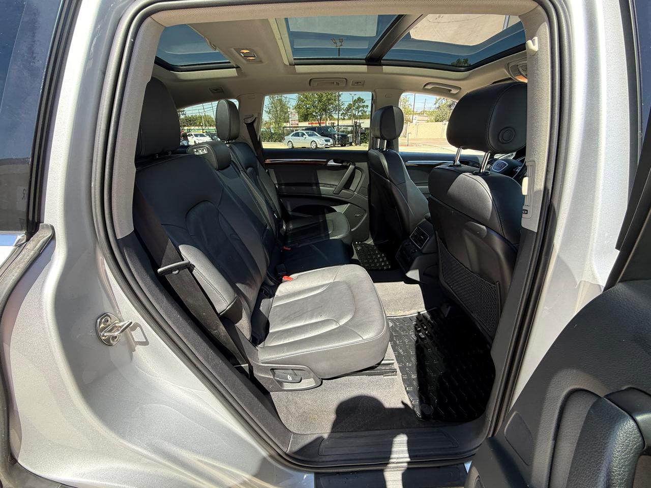 Audi Q7 3.0T Premium Plus quattro 2015