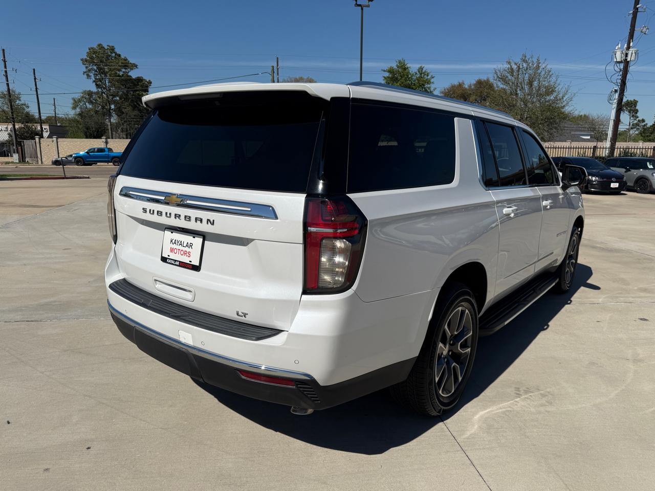 Chevrolet Suburban LT 2WD 2021