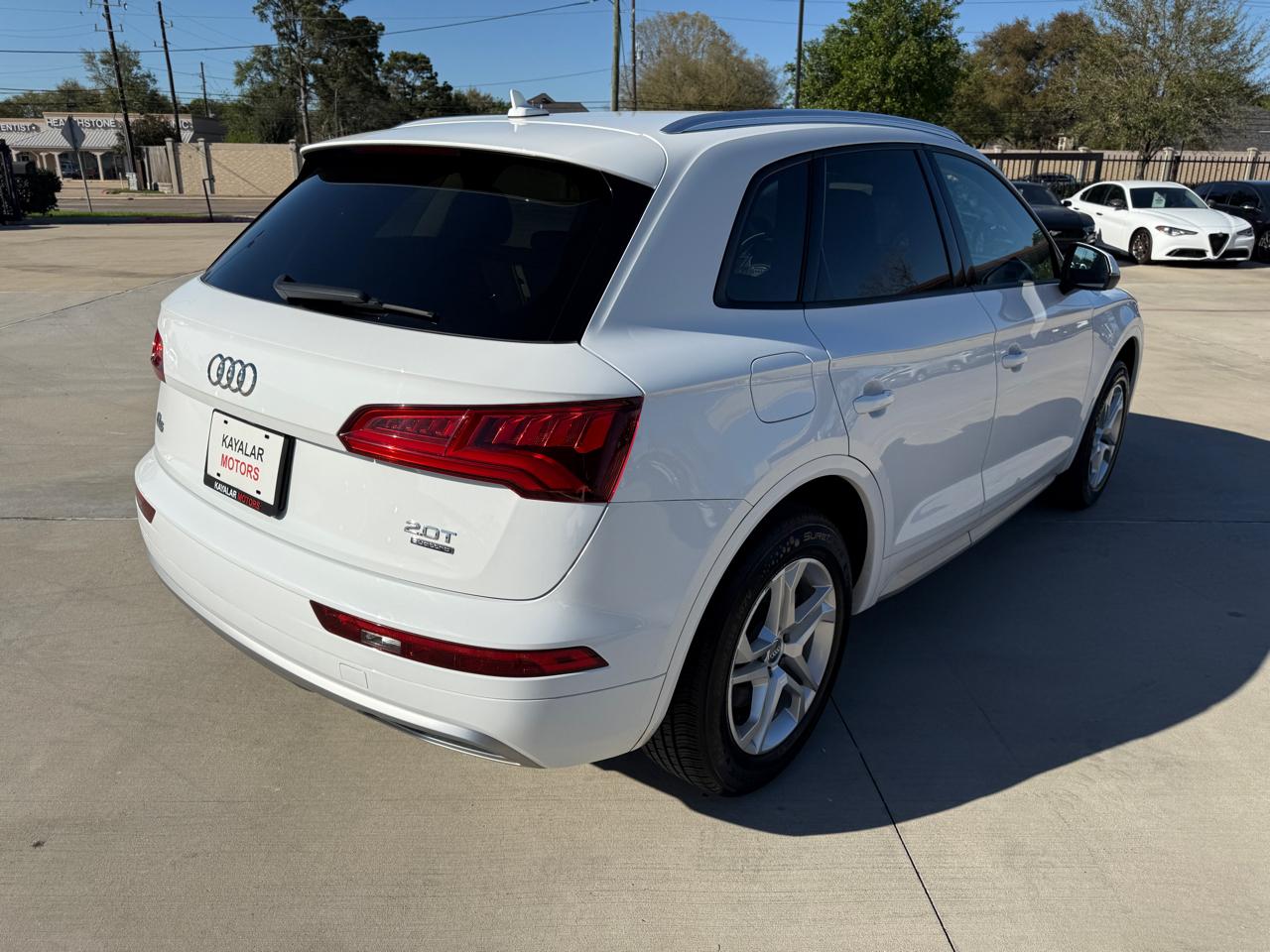 Audi Q5 2.0T Premium quattro 2018