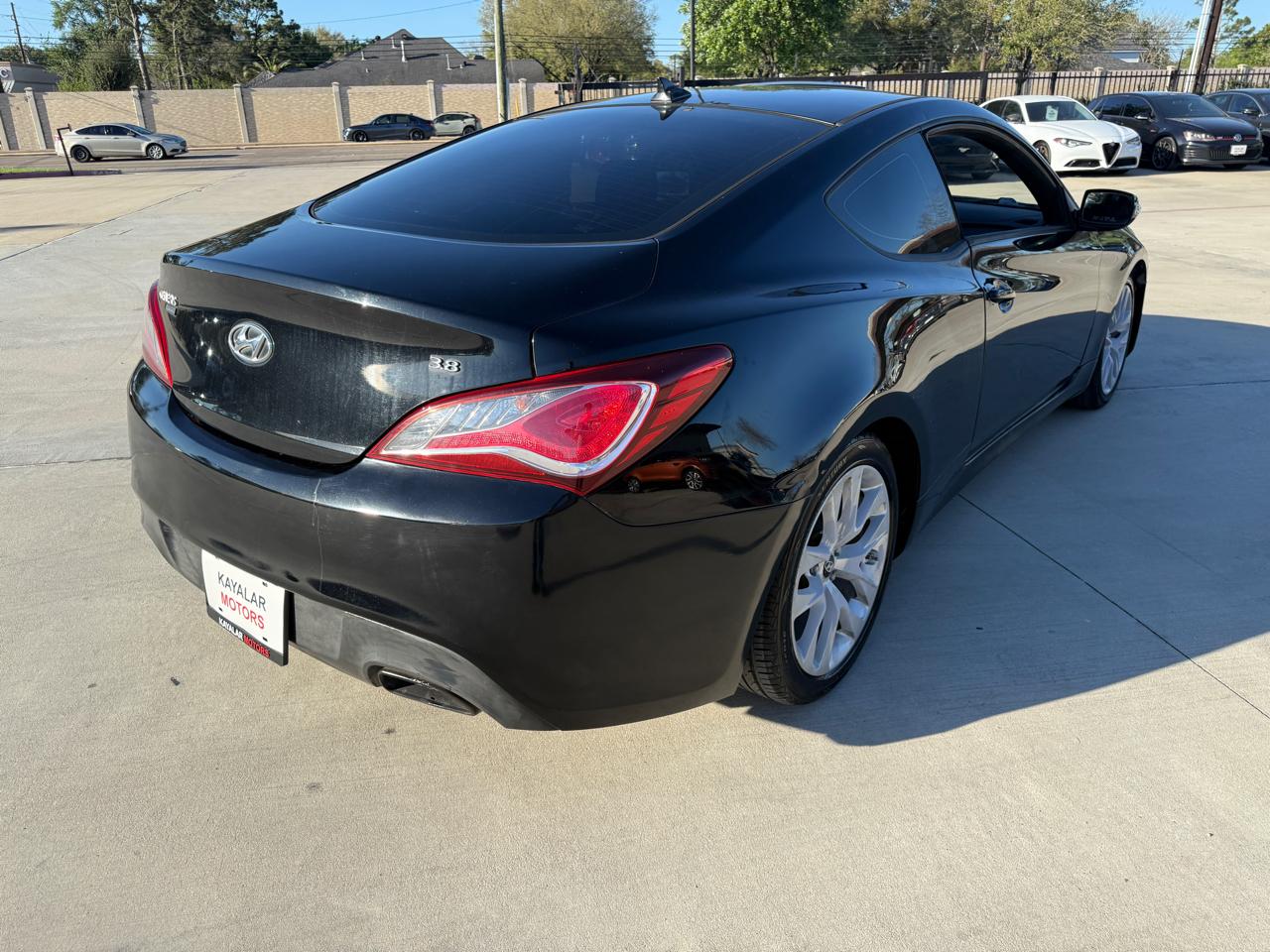 Hyundai Genesis Coupe 3.8 Ultimate 8AT 2015