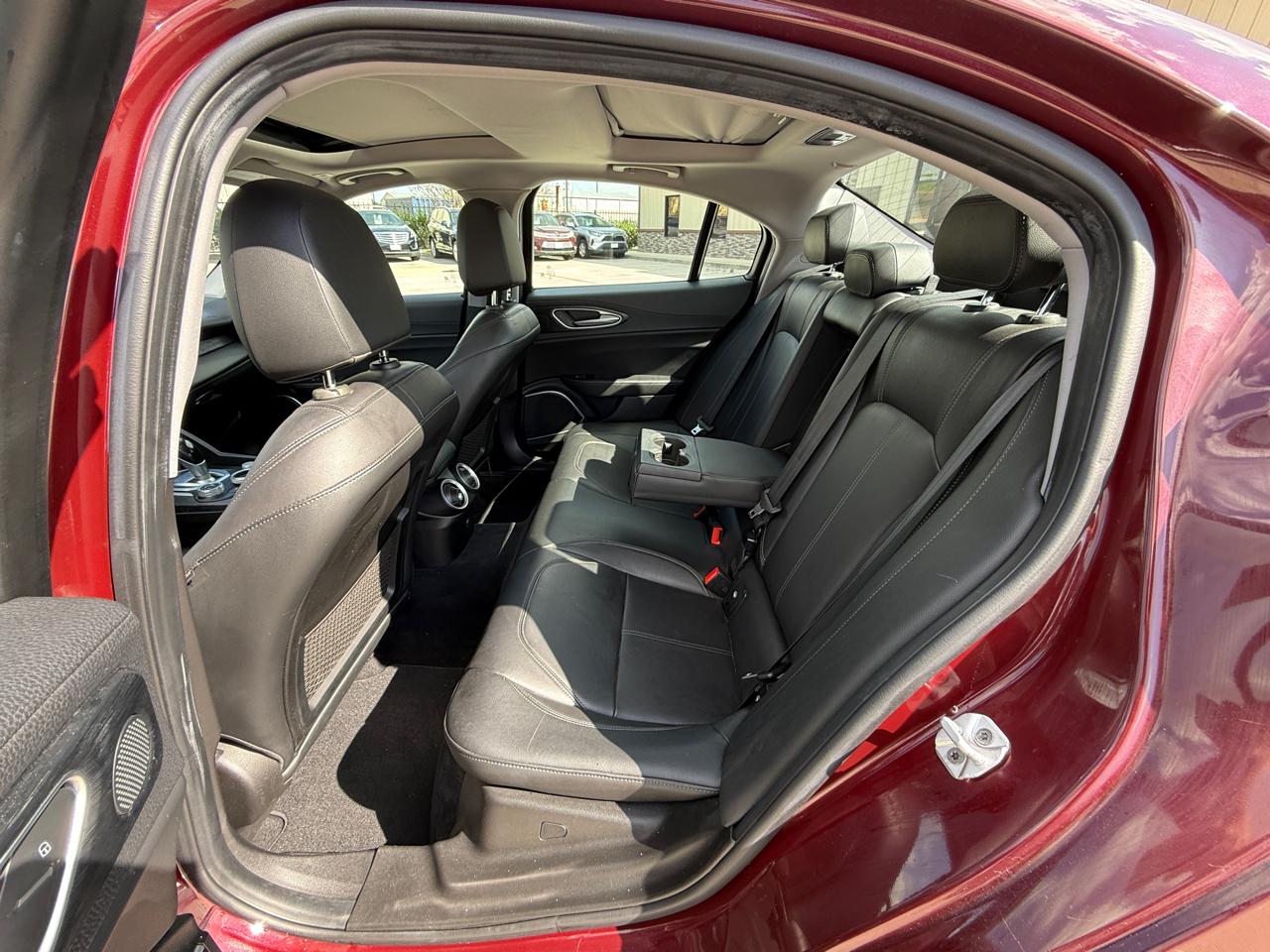 Alfa Romeo Giulia Base AWD 2019