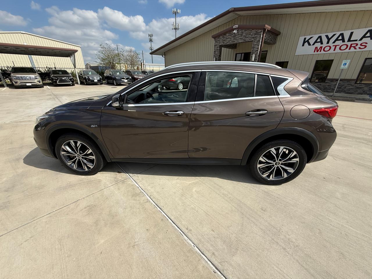 Infiniti QX30 Luxury AWD 2018