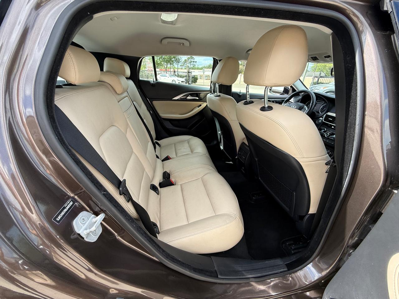 Infiniti QX30 Luxury AWD 2018