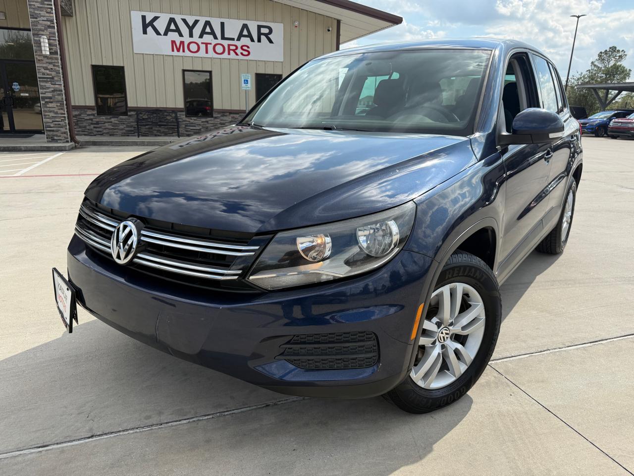 Volkswagen Tiguan S 2013