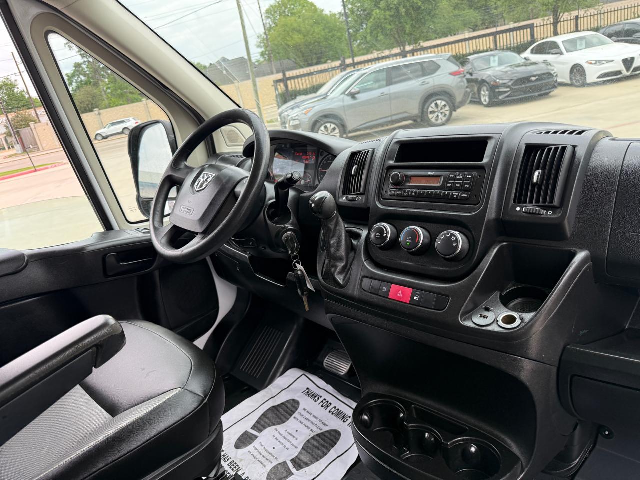 RAM Promaster 1500 Low Roof Tradesman 136-in. WB 2017