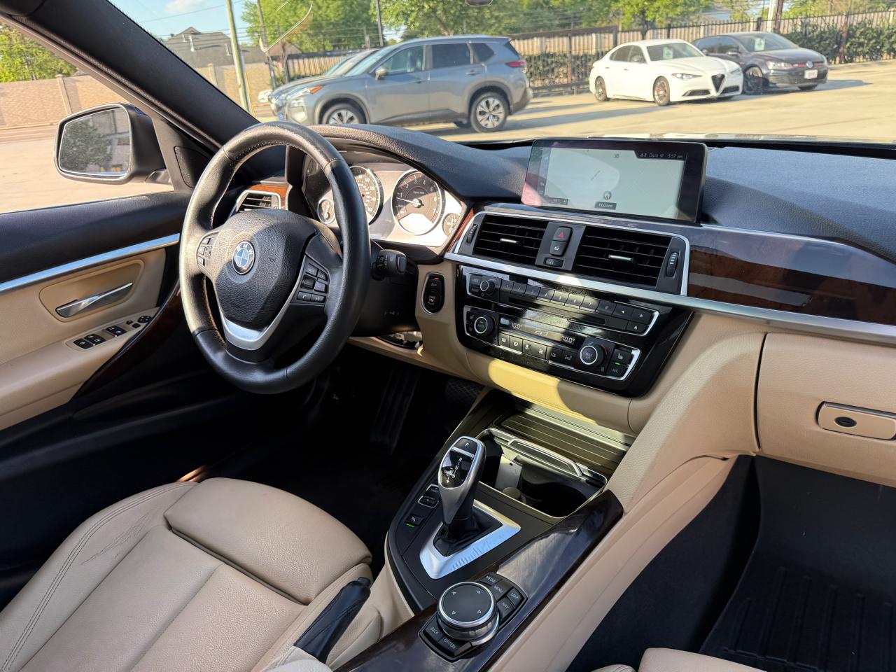 BMW 3-Series 330i SULEV Sedan 2017