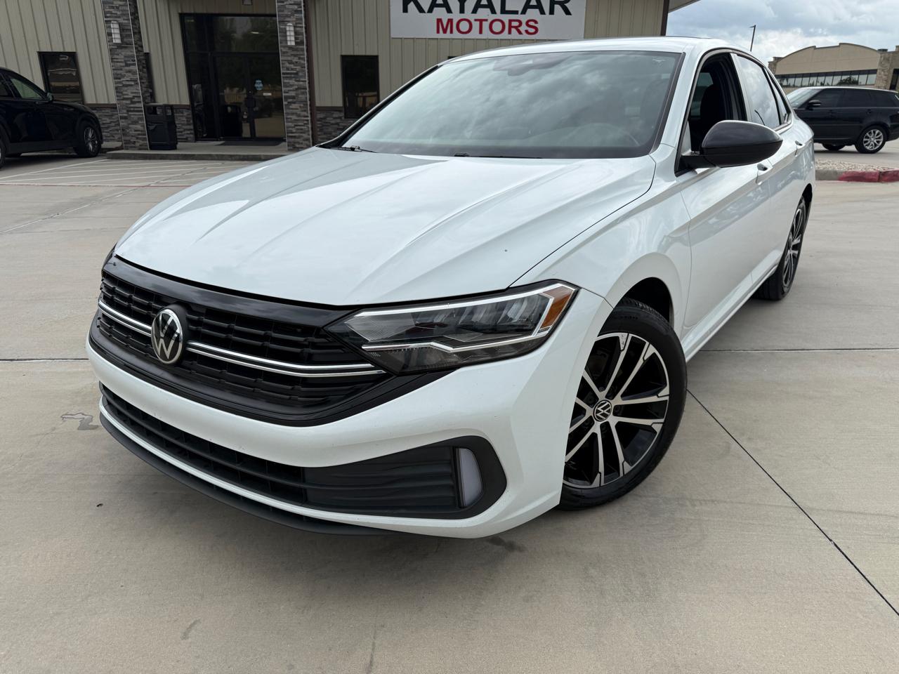 Volkswagen Jetta Sport 2023