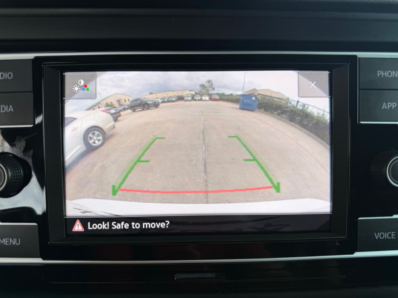 Volkswagen Jetta Sport 2023