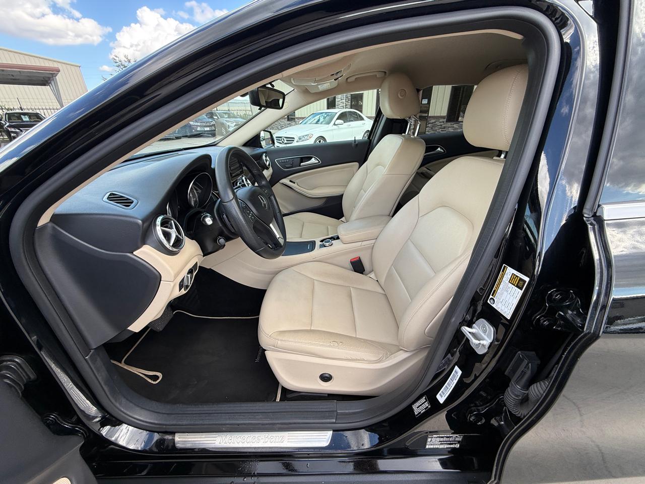 Mercedes-Benz GLA-Class GLA250 2015