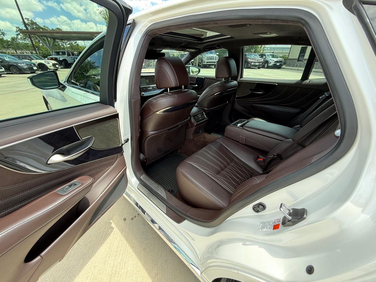 Lexus LS 500 Base 2020