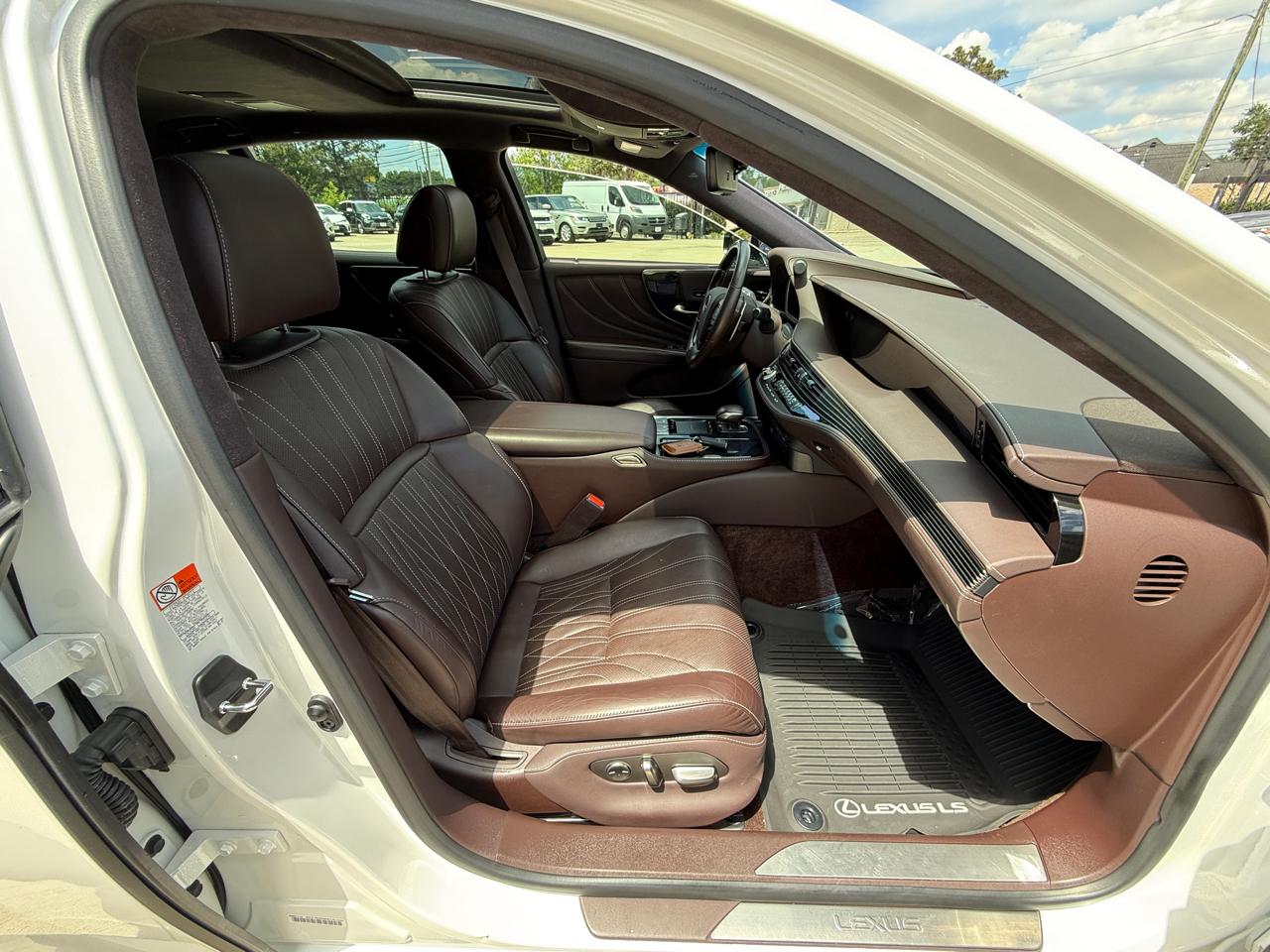 Lexus LS 500 Base 2020