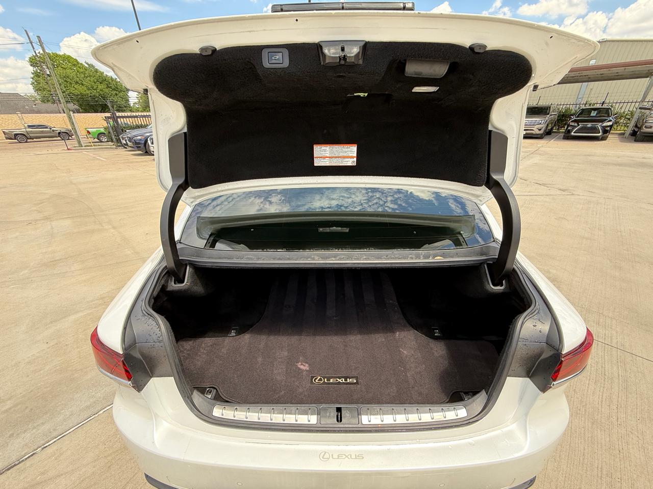 Lexus LS 500 Base 2020