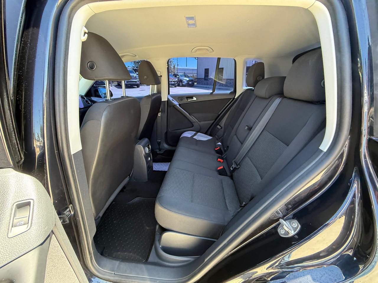 Volkswagen Tiguan S 4Motion 2018