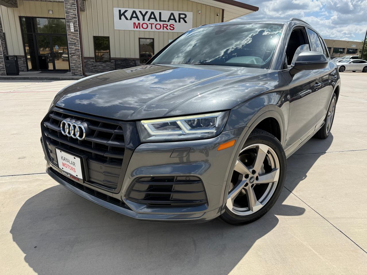 Audi Q5 Titanium Prestige 45 TFSI quattro 2020