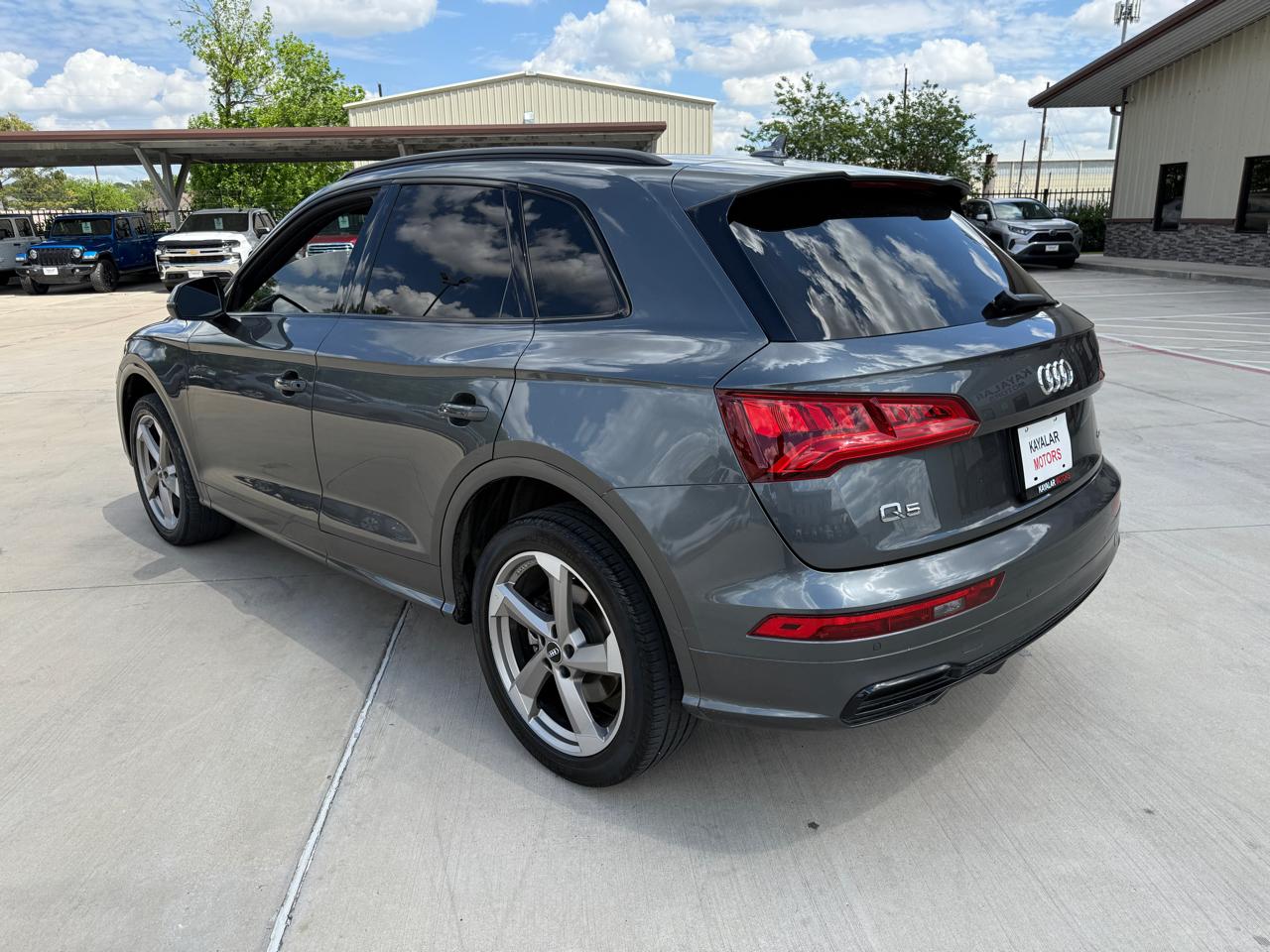 Audi Q5 Titanium Prestige 45 TFSI quattro 2020