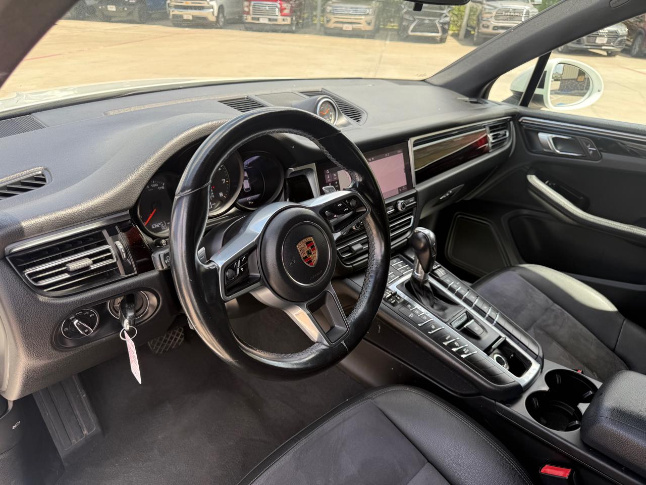 Porsche Macan Base 2019
