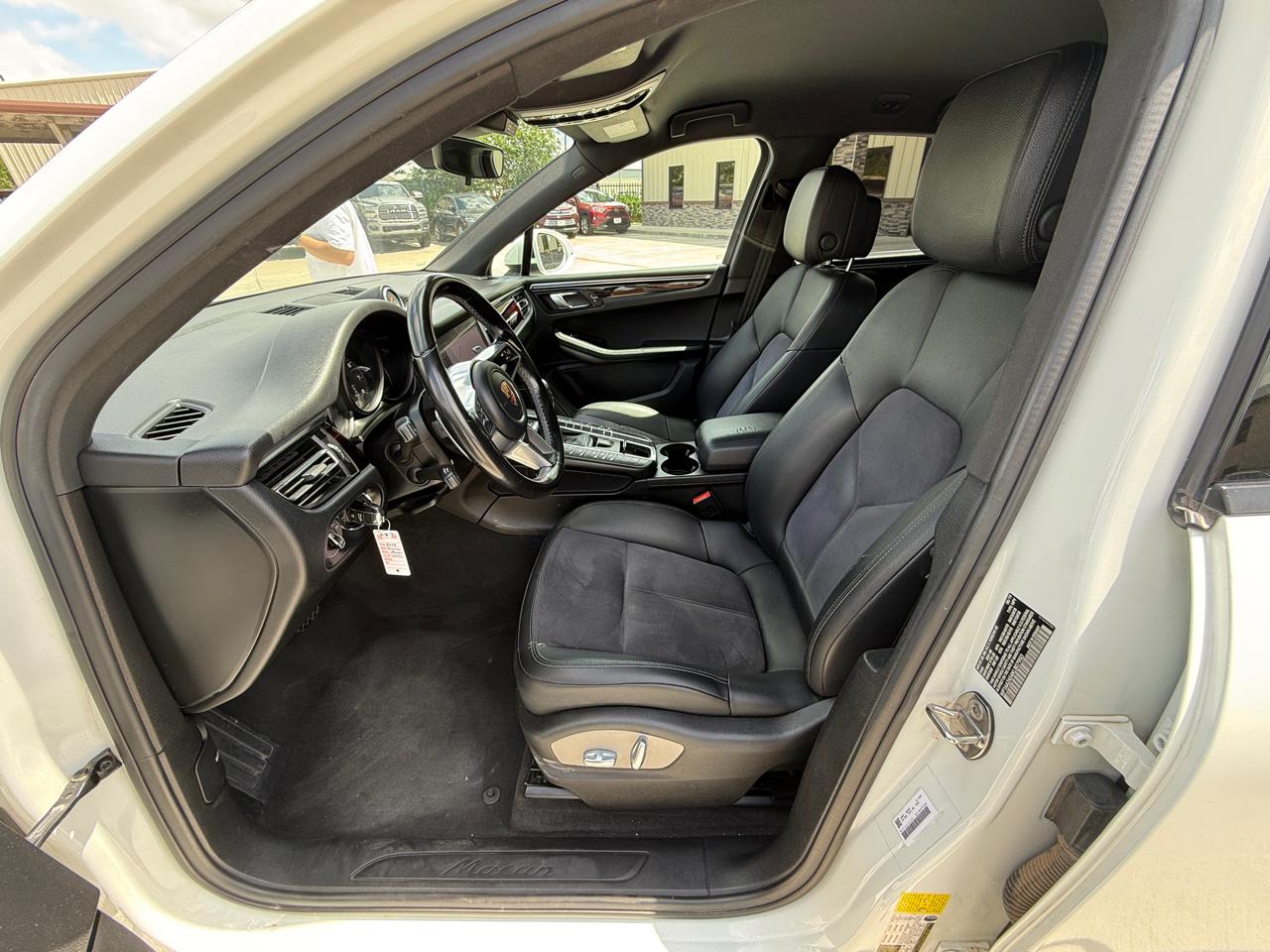 Porsche Macan Base 2019