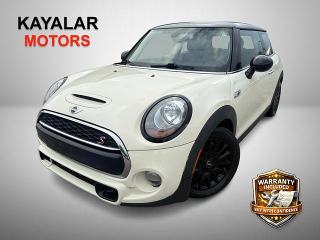 2017 MINI Cooper S 2-Door Hatchback FWD