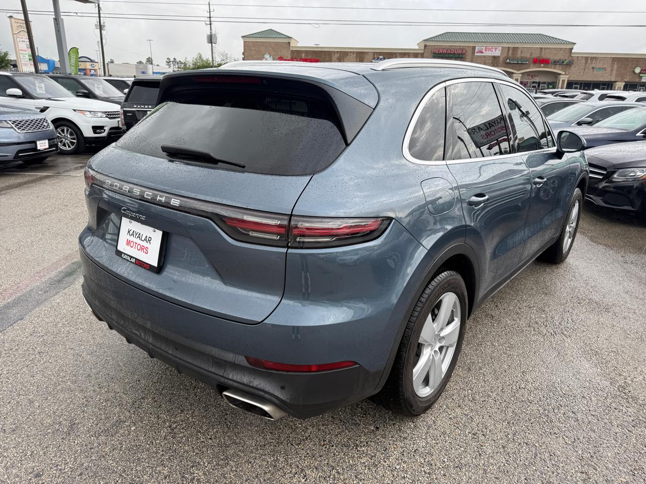 Porsche Cayenne Base 2019