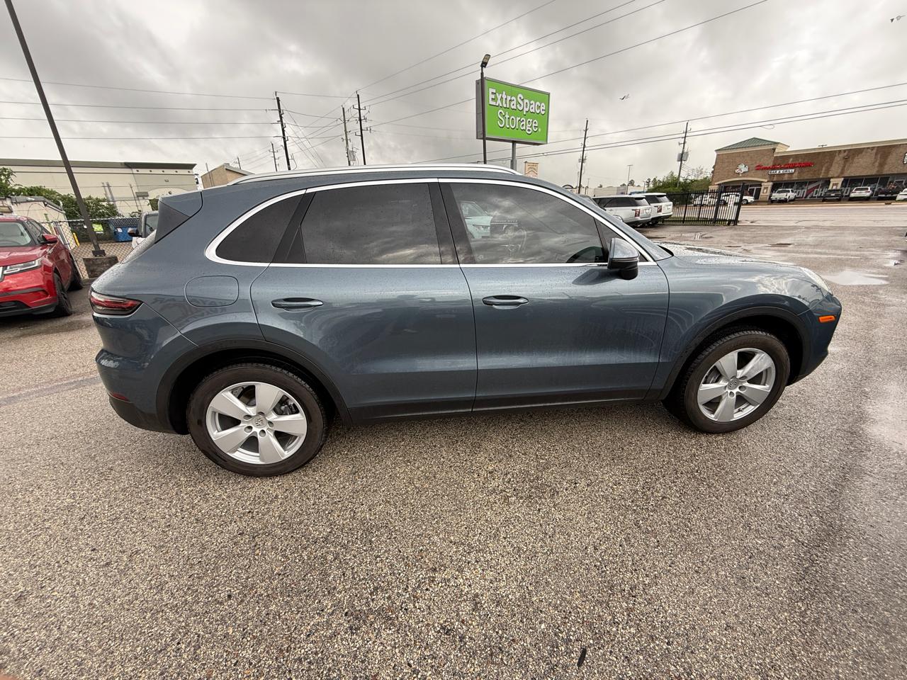 Porsche Cayenne Base 2019