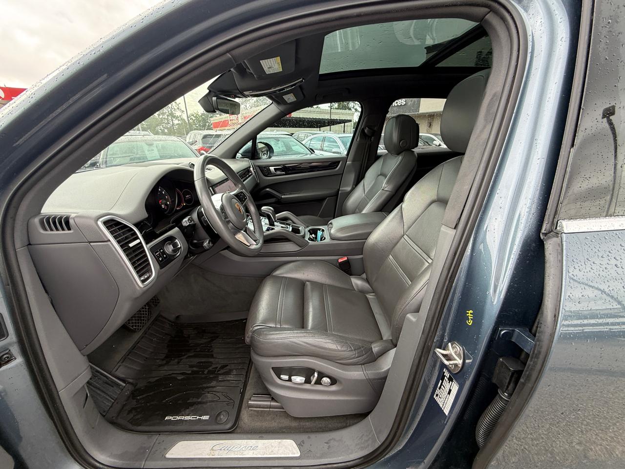 Porsche Cayenne Base 2019