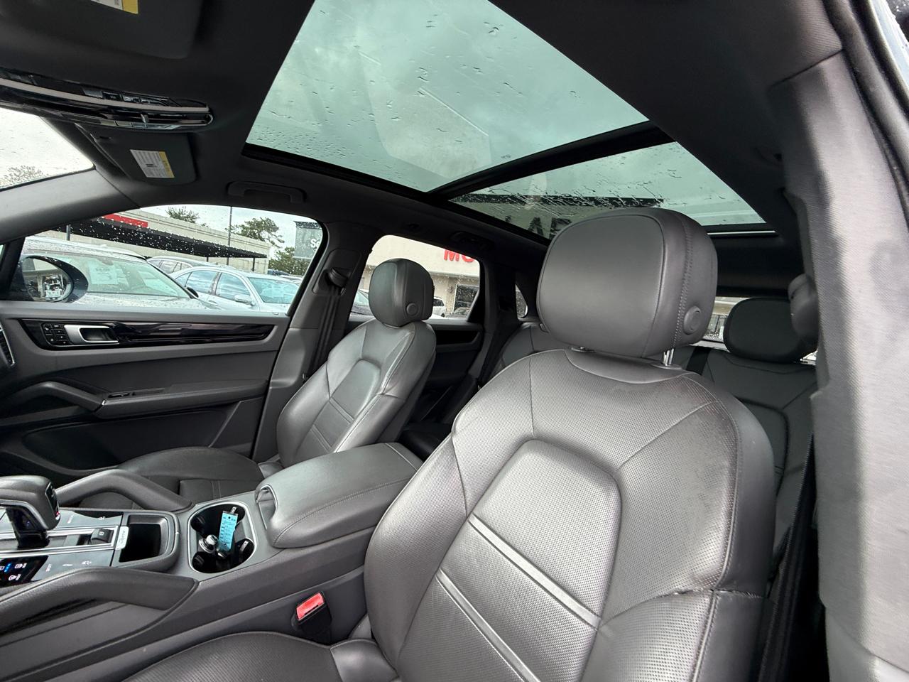 Porsche Cayenne Base 2019