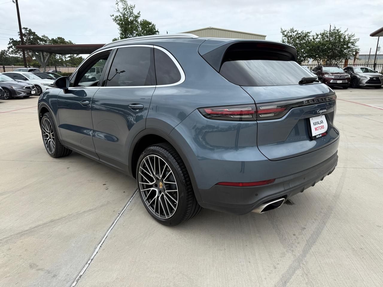 Porsche Cayenne Base 2019
