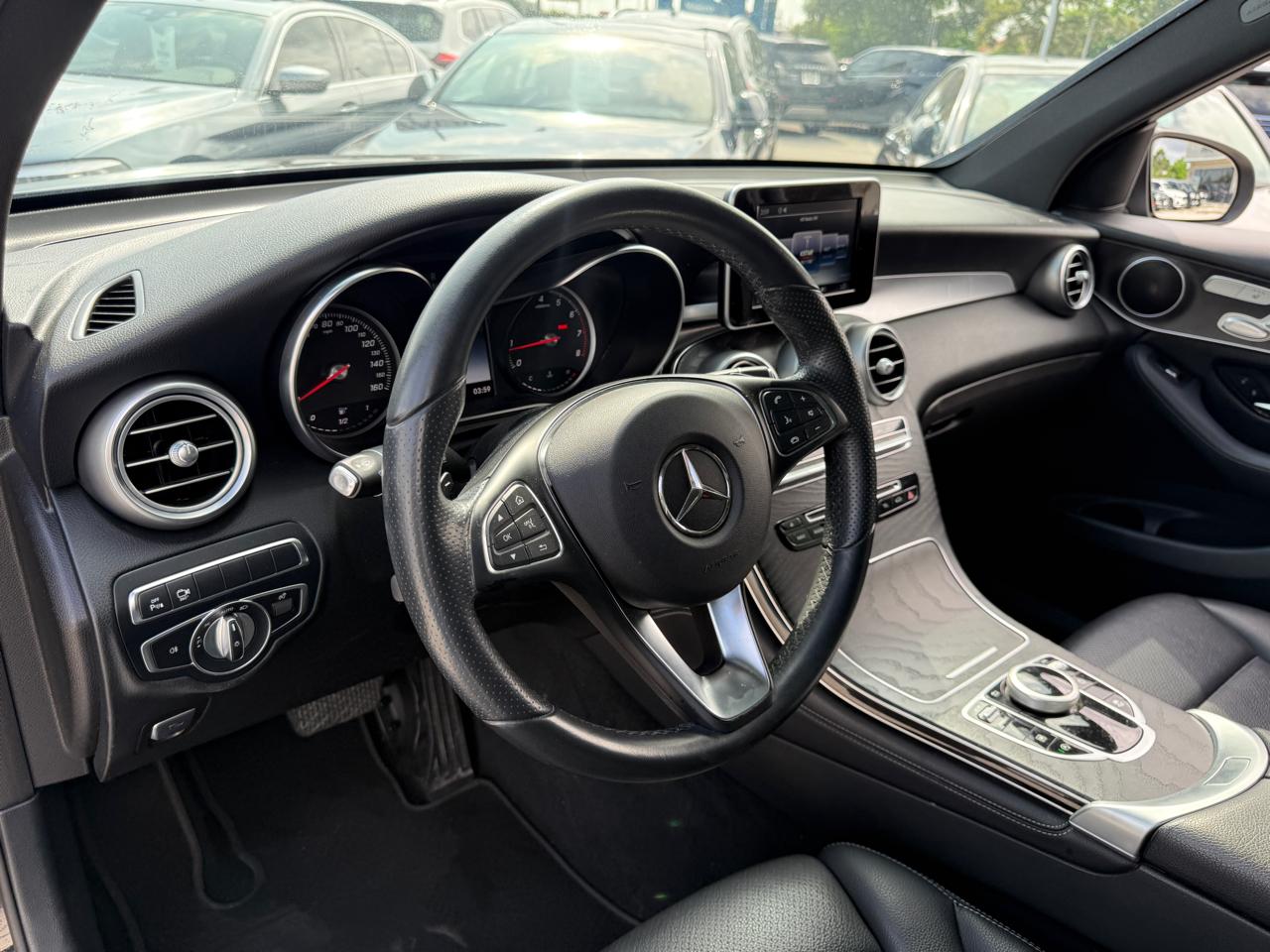 Mercedes-Benz GLC-Class GLC300 2018